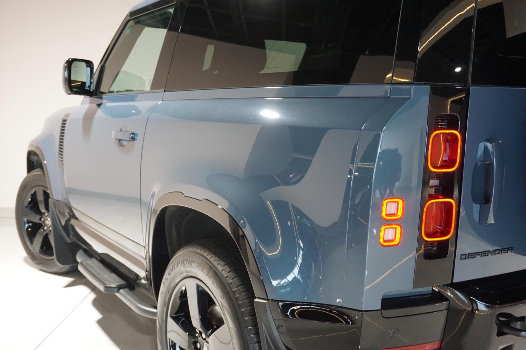 Land Rover Defender 90 3.0 D250 MHEV X-Dynamic HSE SUV 3dr Diesel Auto 4WD Euro 6 (s/s) (250 ps)